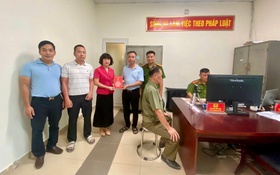 Phường Bồ Đề quyết tâm hoàn thành việc cấp, đổi thẻ cho đảng viên trước ngày 15/8