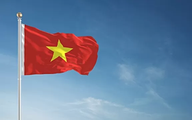 Thông báo treo cờ Tổ quốc