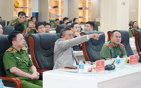 Chủ tịch UBND Thành phố trực tiếp chỉ đạo công tác bảo đảm an ninh trật tự sơ duyệt diễu binh, diễu hành 