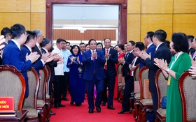 Thủ tướng Chính phủ Phạm Minh Chính dự Đại hội đại biểu lần thứ I Đảng bộ phường Tây Hồ