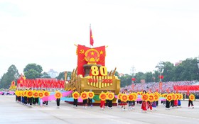 Những hình ảnh đẹp tại Lễ kỷ niệm 80 năm Cách mạng Tháng Tám và Quốc khánh 2-9