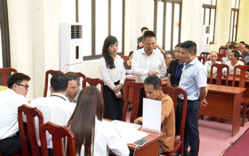 Phú Xuyên hỗ trợ lưu động cấp “sổ đỏ”, hướng dẫn chuyển đổi số thủ tục đất đai