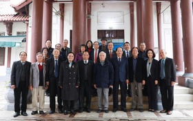 Lãnh đạo Thành phố thăm, chúc Tết Câu lạc bộ Thăng Long