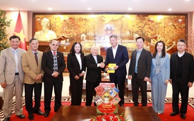 Các đoàn công giáo thăm, chúc Tết thành phố Hà Nội