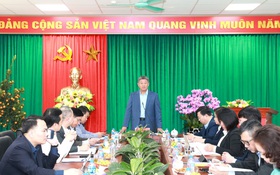 Phó Chủ tịch UBND Thành phố Nguyễn Mạnh Quyền kiểm tra công tác chuẩn bị bầu cử tại 5 phường