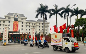 Phường Hoàng Mai diễu hành tuyên truyền lưu động chào mừng ngày bầu cử