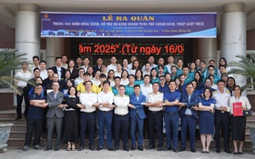 Quảng Oai tăng cường phối hợp hỗ trợ hộ kinh doanh kê khai thuế, thúc đẩy chuyển đổi phương thức quản lý thuế