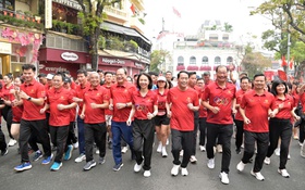 Hơn 17.000 người tham gia “Ngày chạy Olympic 2026: Vì sức khỏe toàn dân - Vì an ninh Tổ quốc”