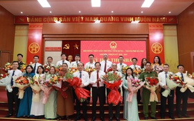 Phường Vĩnh Hưng tổ chức kỳ họp thứ Nhất, HĐND khóa II bầu các chức danh chủ chốt