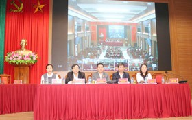 Ứng cử viên đại biểu HĐND thành phố Hà Nội tiếp xúc cử tri đơn vị bầu cử số 25