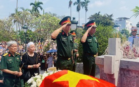 Trang trọng Lễ đón nhận, truy điệu và an táng hài cốt liệt sĩ Lê Quyết Chiến