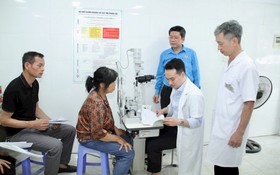Phường Phú Thượng tổ chức khám, tư vấn sức khỏe miễn phí cho người lao động