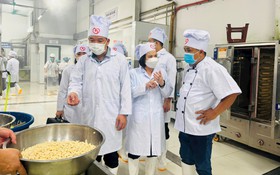 Ban Văn hóa - Xã hội giám sát việc thu - chi dịch vụ giáo dục và bữa ăn bán trú tại xã Yên Xuân