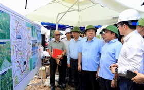 Đẩy nhanh tiến độ các công trình trọng điểm, tạo động lực phát triển mới cho Thủ đô và vùng kinh tế phía Bắc
