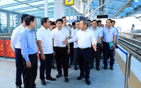Lãnh đạo Thành phố kiểm tra công tác vận hành Metro Nhổn - Ga Hà Nội, đôn đốc tiến độ ga ngầm S12