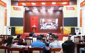 Đại biểu HĐND thành phố Hà Nội tiếp xúc cử tri tại đơn vị bầu cử số 19