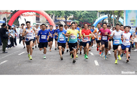 Tổ chức Chung kết giải chạy Báo Hànộimới mở rộng lần thứ 51 Vì hòa bình