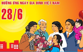 Tặng Bằng khen cho 9 hộ Gia đình văn hóa tiêu biểu