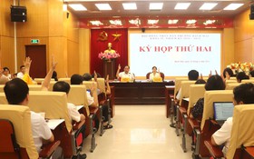 HĐND phường Bạch Mai biểu quyết thông qua 7 nghị quyết