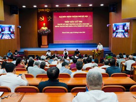 Đại biểu HĐND thành phố Hà Nội - Đơn vị bầu cử số 7 tiếp xúc cử tri trước kỳ họp