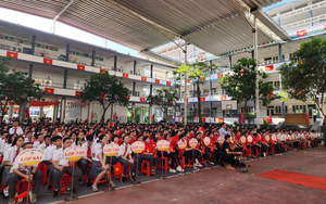 Hanoi implements tuition policies and fee support for 2025-2026 school year