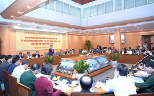 Deputy PM urges Hanoi to disburse over 100% of public investment capital in 2025