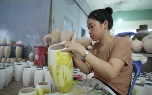 Hanoi launches ceramic and lacquerware designs exhibition