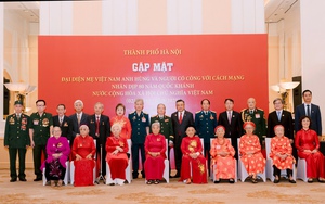 Hanoi honors heroic mothers, revolution contributors on 80th National Day