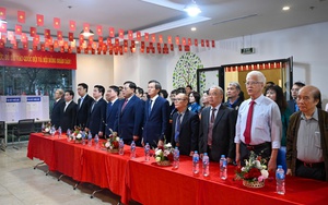 Central and Hanoi leaders attend election opening ceremony in Thanh Xuan Ward
