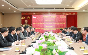 Hanoi, Singapore deepen cooperation in training officials for major transitions