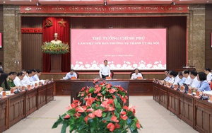 Prime Minister Le Minh Hung works with Hanoi Party Committee Standing Board