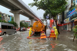 Triển khai khẩn trương công tác khắc phục hậu quả bão số 5