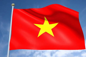 Thông báo về việc treo cờ Tổ quốc