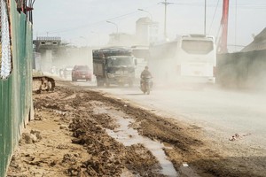 Thực hiện nghiêm các biện pháp phòng, chống ô nhiễm bụi trong quá trình thi công xây dựng