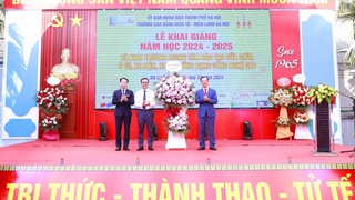 Trường Cao đẳng Điện tử - Điện lạnh Hà Nội đón chào tân học sinh, sinh viên