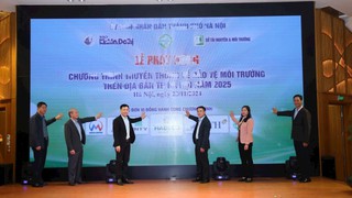 Hanoi honors winners of 2024 environmental protection writing contest