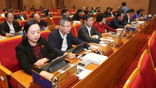 Thông qua Nghị quyết điều chỉnh kế hoạch đầu tư công trung hạn 5 năm 2021-2025 cấp Thành phố