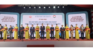 Hanoi promotes OCOP products at Ba Vi District