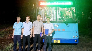 Hà Nội mở tuyến buýt kết nối tới xã đảo duy nhất của Thủ đô