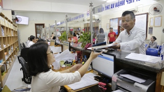 Bảo hiểm xã hội thành phố Hà Nội: Đẩy mạnh thực hiện Đề án 06 - vì sự thuận tiện của người dân