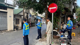 Hà Nội thí điểm tổ chức giao thông một chiều trên đường Nguyễn Khang nhỏ để giảm ùn tắc