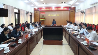 Kiểm tra đột xuất việc tổ chức bữa ăn bán trú cho học sinh tại xã Quảng Oai