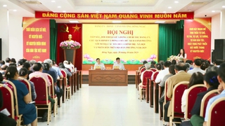 Lãnh đạo phường Đông Ngạc đối thoại giải quyết những kiến nghị của Nhân dân