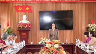 Kiểm tra đột xuất bữa ăn bán trú tại xã An Khánh