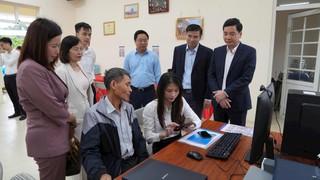 Xã Gia Lâm ra quân hỗ trợ người dân thực hiện thủ tục hành chính tại thôn, tổ dân phố