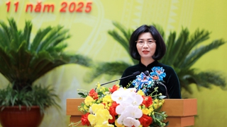 Đồng chí Phùng Thị Hồng Hà được bầu giữ chức vụ Chủ tịch HĐND thành phố Hà Nội