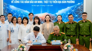 Ký cam kết phối hợp đảm bảo an ninh, trật tự tại cơ sở Y tế