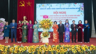 Phường Bồ Đề tuyên dương nhiều tập thể, cá nhân tiêu biểu nhân Ngày Nhà giáo Việt Nam 20/11