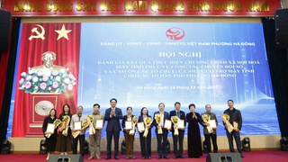 Trang bị 63 bộ máy tính cho Tổ dân phố của phường Hà Đông từ nguồn xã hội hóa