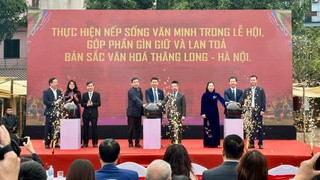 Hà Nội phát động thực hiện “Bộ tiêu chí về môi trường văn hóa trong lễ hội truyền thống”